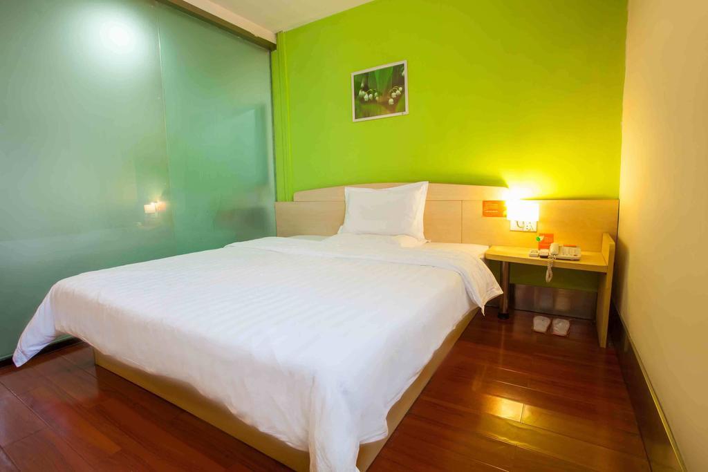 7Days Inn Guangzhou Shijing Jinbi Xincheng 객실 사진