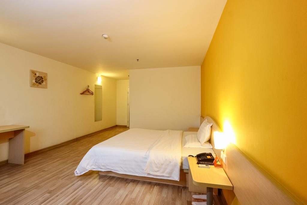 7Days Inn Guangzhou Shijing Jinbi Xincheng 외부 사진